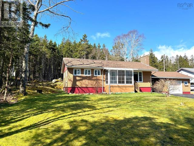 50 Buccaneer Road, House detached with 3 bedrooms, 1 bathrooms and null parking in Chester NS | Image 2