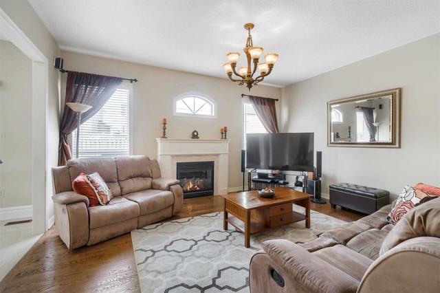 66 Sedgegrass Way, House detached with 4 bedrooms, 4 bathrooms and 6 parking in Brampton ON | Image 3