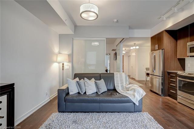 511 - 2212 Lake Shore Boulevard W, House attached with 1 bedrooms, 1 bathrooms and 1 parking in Toronto ON | Card Image