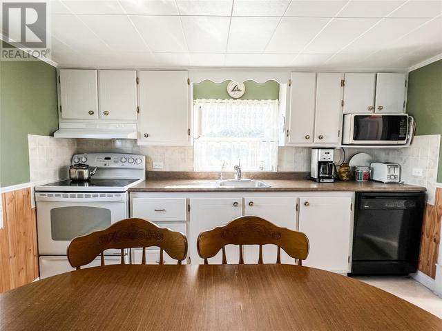 91 Main Road N, House detached with 4 bedrooms, 1 bathrooms and null parking in Change Islands NL | Image 11