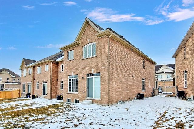 13 Brent Cres, House attached with 3 bedrooms, 3 bathrooms and 2 parking in Clarington ON | Image 28