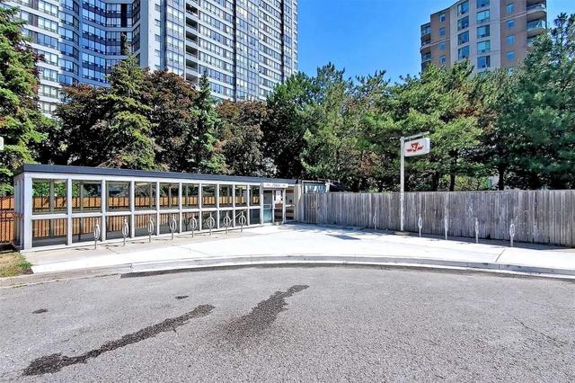 2207 - 3 Pemberton Ave, Condo with 1 bedrooms, 1 bathrooms and 1 parking in Toronto ON | Image 32