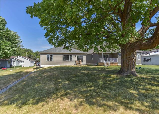 118 Robert St E, House detached with 3 bedrooms, 2 bathrooms and 4 parking in Penetanguishene ON | Image 13