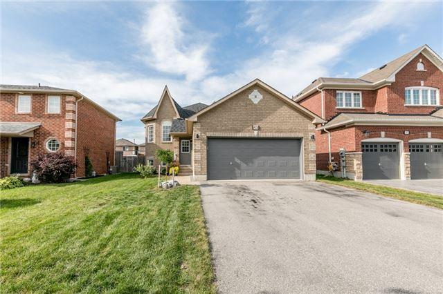 45 Majesty Blvd, House detached with 2 bedrooms, 3 bathrooms and 4 parking in Barrie ON | Image 1
