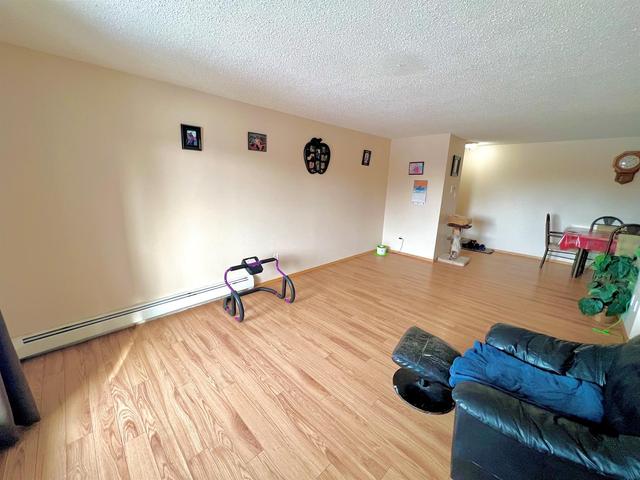 10 - 5538 49 Avenue, Condo with 2 bedrooms, 1 bathrooms and 1 parking in Lloydminster (Part) SK | Image 5