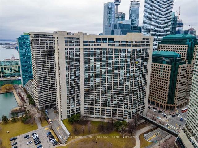 1430 - 33 Harbour Sq, Condo with 1 bedrooms, 1 bathrooms and 1 parking in Toronto ON | Image 12