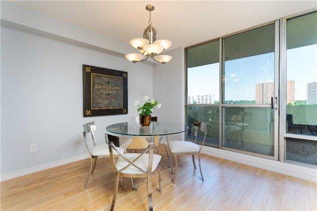 809 - 5 Massey Sq, Condo with 3 bedrooms, 2 bathrooms and null parking in Toronto ON | Image 5