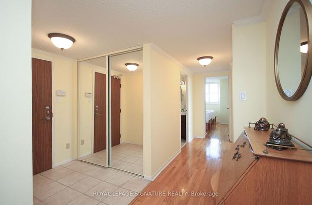 2005 - 75 Wynford Hts Cres, Condo with 3 bedrooms, 2 bathrooms and 2 parking in Toronto ON | Image 12