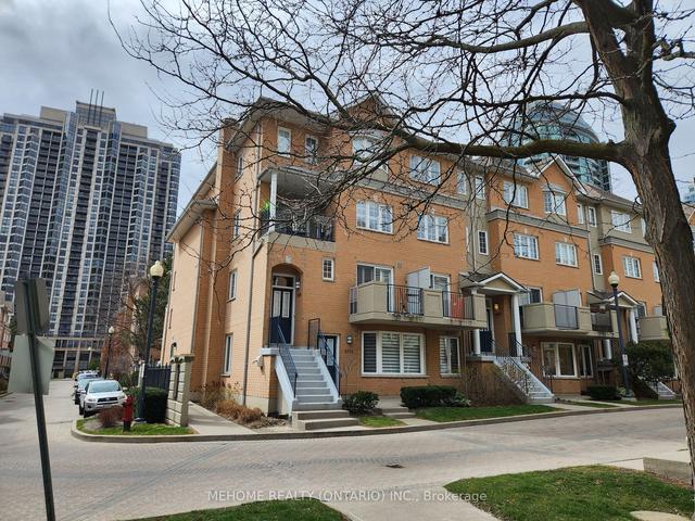 1501 - 28 Sommerset Way, Townhouse with 2 bedrooms, 2 bathrooms and 1 parking in Toronto ON | Image 25