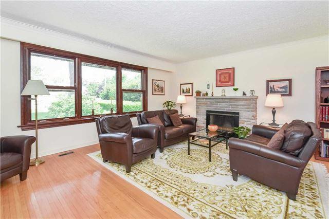 1534 Oakhill Dr, House detached with 3 bedrooms, 2 bathrooms and 6 parking in Oakville ON | Image 6