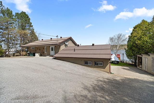 405 Champlain Rd, House detached with 1 bedrooms, 3 bathrooms and 11 parking in Penetanguishene ON | Image 36