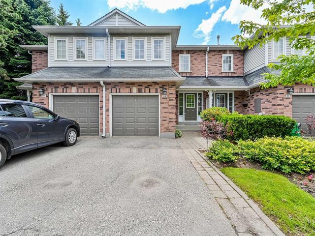 24 Lancewood Cres, Townhouse with 3 bedrooms, 4 bathrooms and 2 parking in Brampton ON | Image 1