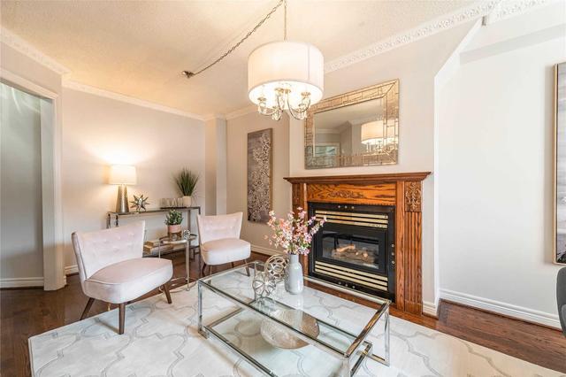 5372 Cosentino Gdns, House semidetached with 3 bedrooms, 3 bathrooms and 5 parking in Mississauga ON | Image 19