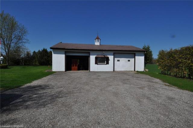 457898 11 Grey Road, House detached with 4 bedrooms, 2 bathrooms and 8 parking in Meaford ON | Image 7