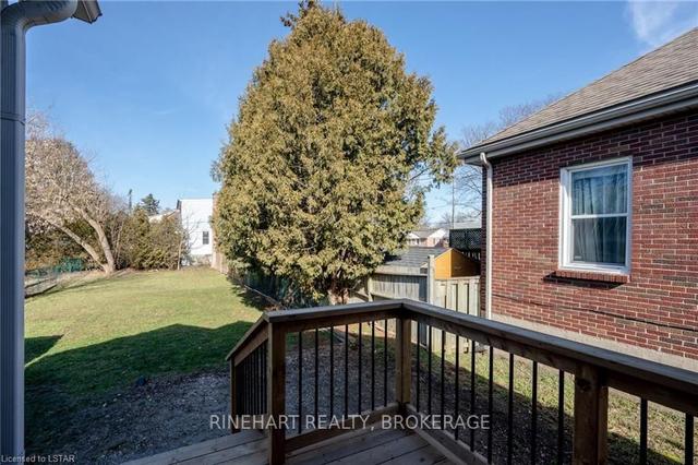 1624 Borden St, House detached with 2 bedrooms, 2 bathrooms and 3 parking in London ON | Image 16