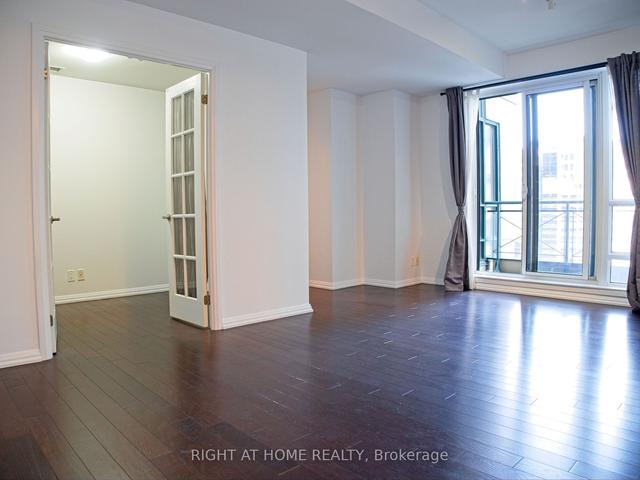 1606 - 35 Hayden St, Condo with 2 bedrooms, 2 bathrooms and 1 parking in Toronto ON | Image 19