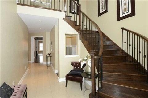 106 Via Borghese St, House detached with 4 bedrooms, 4 bathrooms and 2 parking in Vaughan ON | Image 3