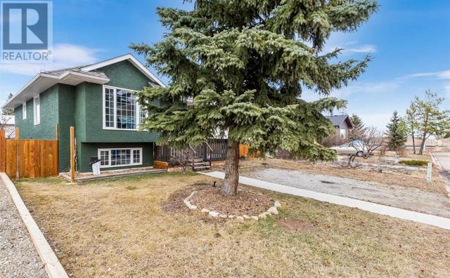 2108 7 Avenue, House detached with 4 bedrooms, 2 bathrooms and 2 parking in Didsbury AB | Image 39