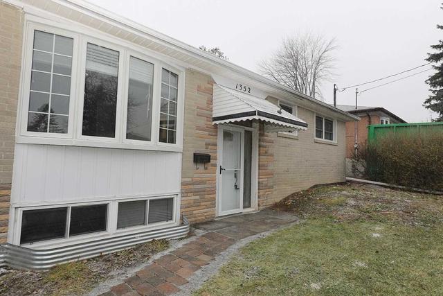 1352 Minden St, House detached with 3 bedrooms, 3 bathrooms and 4 parking in Oshawa ON | Image 7