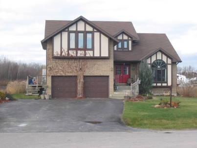 3517 Linda St, House detached with 4 bedrooms, 3 bathrooms and 6 parking in Innisfil ON | Image 1