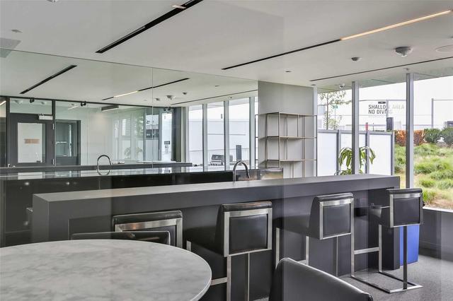 2405 - 170 Bayview Ave, Condo with 1 bedrooms, 1 bathrooms and 1 parking in Toronto ON | Image 15