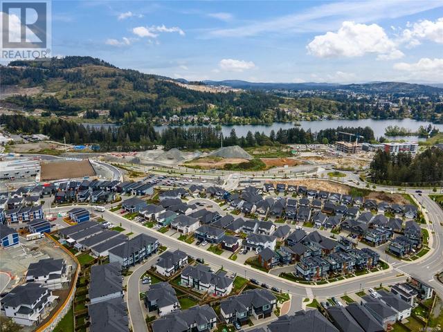 1210 Solstice Cres, House attached with 4 bedrooms, 3 bathrooms and 2 parking in Langford BC | Image 31