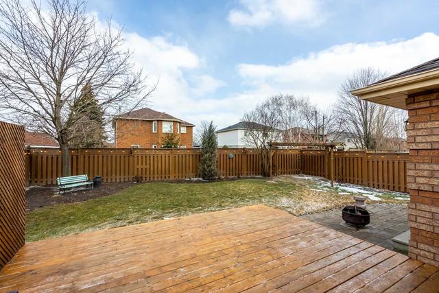 31 Billings St, House detached with 4 bedrooms, 3 bathrooms and 4 parking in Whitby ON | Image 24