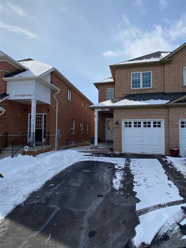 7194 Para Pl, House semidetached with 3 bedrooms, 4 bathrooms and 5 parking in Mississauga ON | Image 11