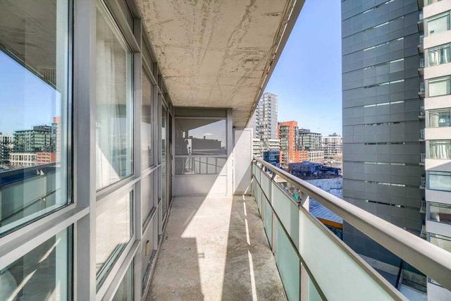 604 - 38 Joe Shuster Way, Condo with 2 bedrooms, 2 bathrooms and 1 parking in Toronto ON | Image 21