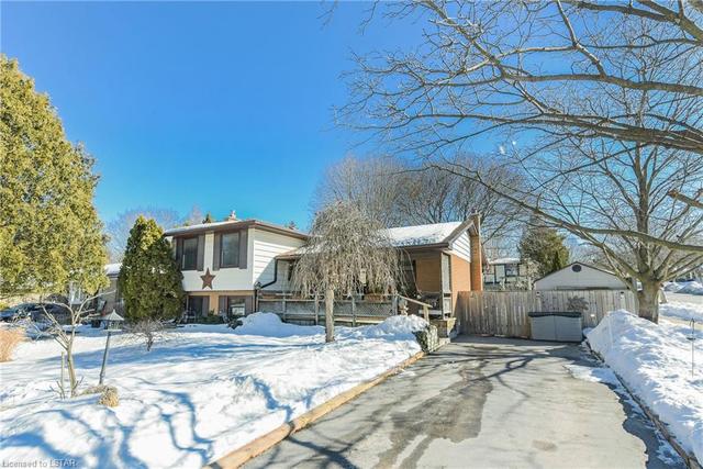 3 Gatineau Crescent, House detached with 3 bedrooms, 1 bathrooms and null parking in London ON | Image 2