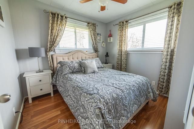 71247 Sandra Street St N, House detached with 3 bedrooms, 1 bathrooms and 5 parking in Bluewater ON | Image 17