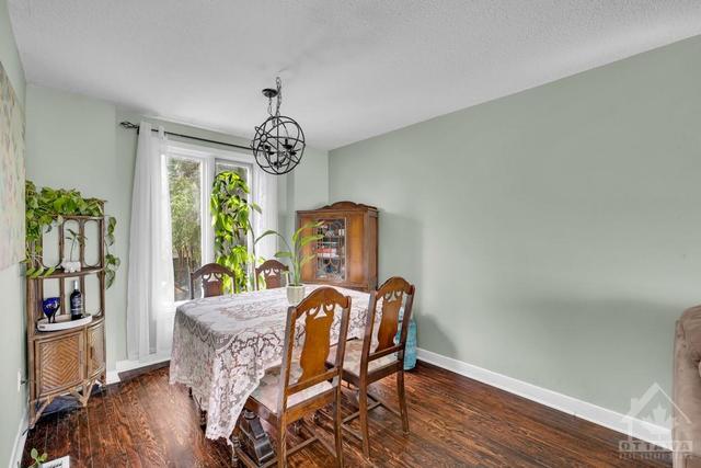 12 Charkay Street, Home with 5 bedrooms, 2 bathrooms and 3 parking in Ottawa ON | Image 7