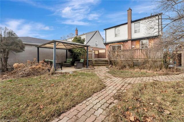 221 East 14th Street, House detached with 3 bedrooms, 2 bathrooms and 1 parking in Hamilton ON | Image 16
