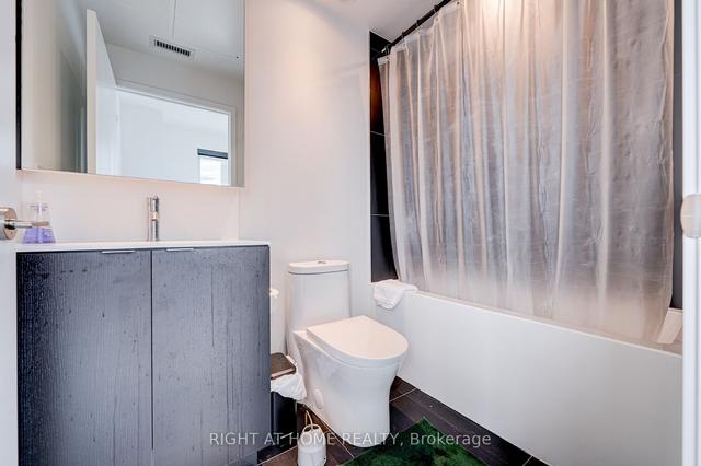 2410 - 20 Edward St, Condo with 3 bedrooms, 2 bathrooms and 1 parking in Toronto ON | Image 3