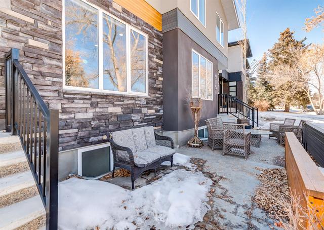 913 Rundle Crescent Ne, Home with 3 bedrooms, 3 bathrooms and 2 parking in Calgary AB | Image 41