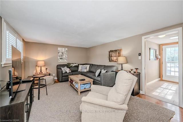41 Campion Ave, House detached with 4 bedrooms, 2 bathrooms and 4 parking in Guelph ON | Image 6