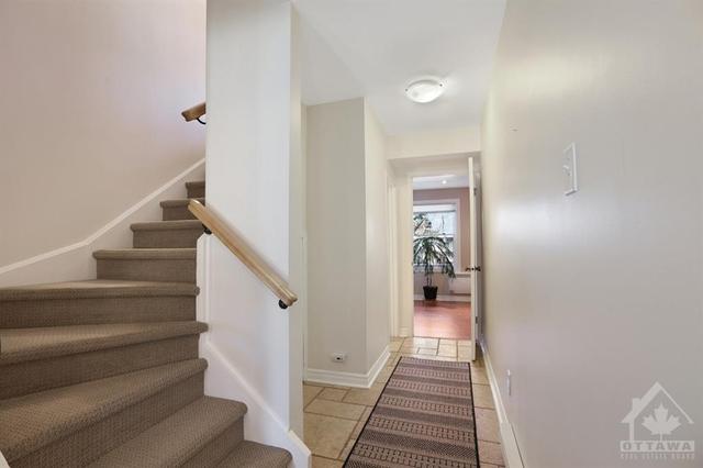 12 Moorside Private, Townhouse with 3 bedrooms, 3 bathrooms and 2 parking in Ottawa ON | Image 3