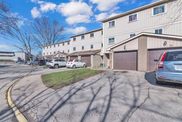 78 - 51 Paulander Dr, Townhouse with 3 bedrooms, 2 bathrooms and 2 parking in Kitchener ON | Image 12