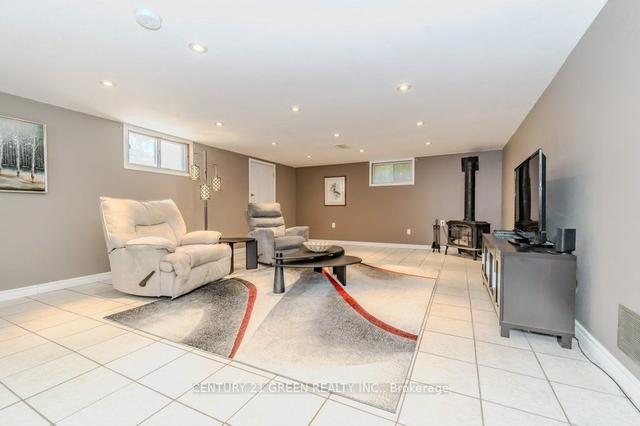 85 Hayes Ave S, House detached with 3 bedrooms, 2 bathrooms and 4 parking in Guelph ON | Image 17