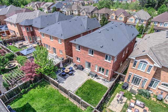 90 Maverick Cres, House detached with 4 bedrooms, 5 bathrooms and 6 parking in Vaughan ON | Image 35