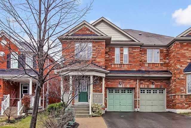 871 Oaktree Cres, House semidetached with 4 bedrooms, 4 bathrooms and 3 parking in Newmarket ON | Image 1