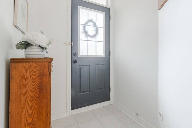 96 Connolly St, Townhouse with 2 bedrooms, 1 bathrooms and 1 parking in Toronto ON | Image 12