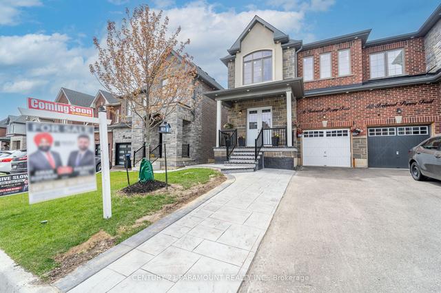 86 Iceland Poppy Tr, House semidetached with 4 bedrooms, 5 bathrooms and 4 parking in Brampton ON | Image 1