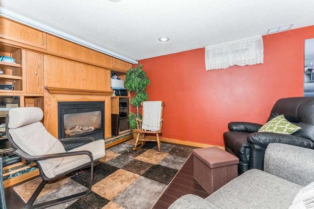 97 Kings Cres, House detached with 3 bedrooms, 2 bathrooms and 4 parking in Ajax ON | Image 6