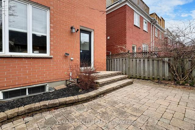 33 Bridgewater Rd, House semidetached with 3 bedrooms, 4 bathrooms and 2 parking in Oakville ON | Image 32