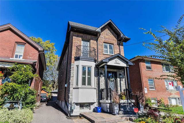 26 Vanevery St, House detached with 3 bedrooms, 5 bathrooms and 2 parking in Toronto ON | Image 1