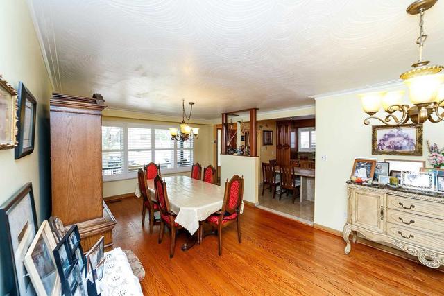 15 Dundee Dr, House detached with 3 bedrooms, 2 bathrooms and 6 parking in Toronto ON | Image 8