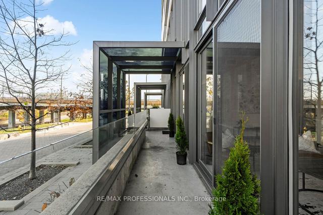 th207 - 32 Trolley Cres, Townhouse with 2 bedrooms, 3 bathrooms and 1 parking in Toronto ON | Image 25