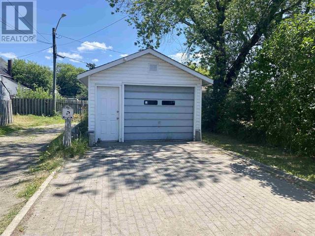 128 Tancred, House detached with 3 bedrooms, 2 bathrooms and null parking in Sault Ste. Marie ON | Image 22
