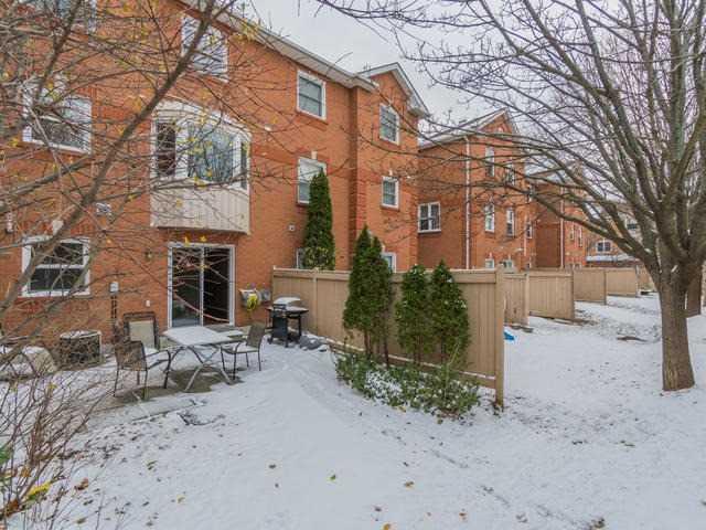 Th 12 - 12 Leah Cres, Townhouse with 3 bedrooms, 4 bathrooms and 3 parking in Vaughan ON | Image 19